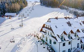 Hotel Kompleks Beskid z basenem i stokiem narciarskim - blisko Babiej Góry